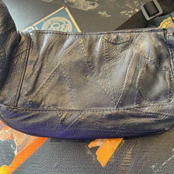 Vintage 1980s leather American Flag Fanny pack - Picture 4 of 4